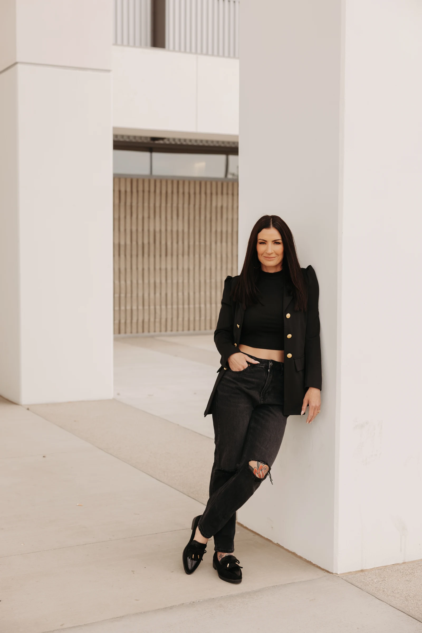 Amanda Fritscher in a modern studio portrait